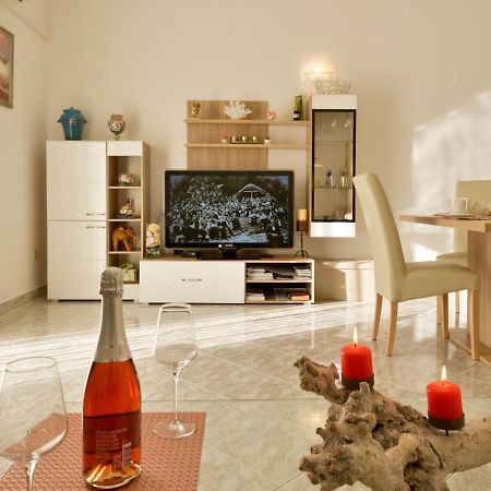 אומאג Apartments Villa Rosi מראה חיצוני תמונה